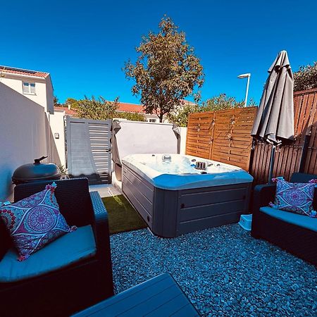 Logement Du Sud Avec Jacuzzi Sommières Eksteriør billede